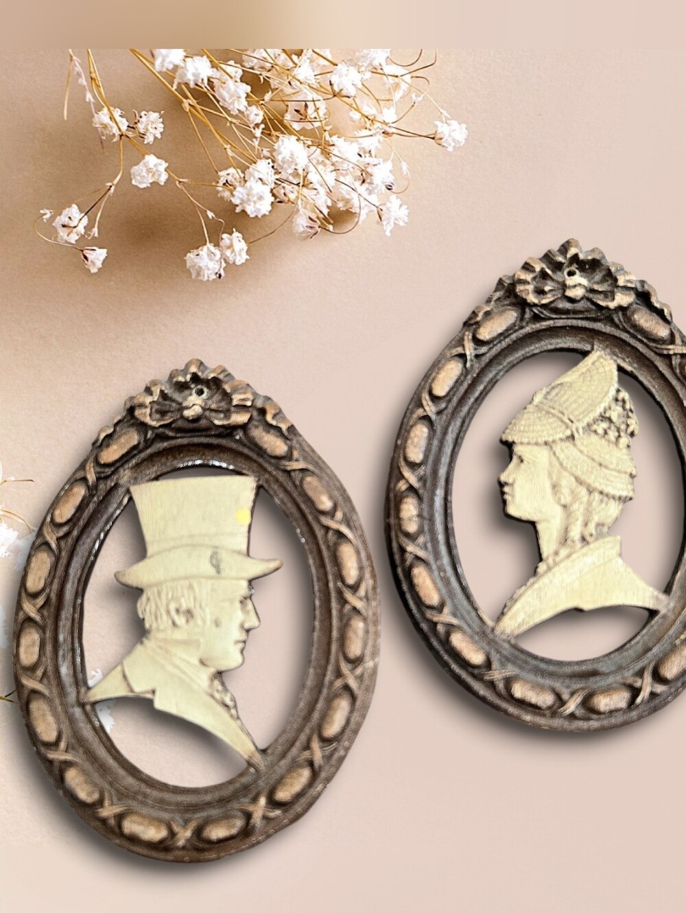 Small Vtg Syroco Wood Cameo Wall Plaques Victorian Couple Cutout Profiles